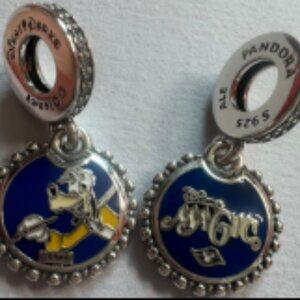 Pandora Disnay   Exclusive Charm